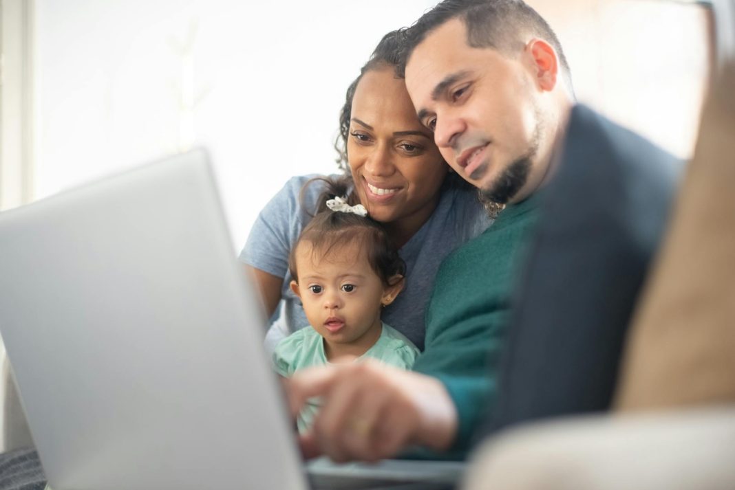 Keeping All the Balls (and Kids) in the Air: A Relaxed Guide to Work and Parenting
