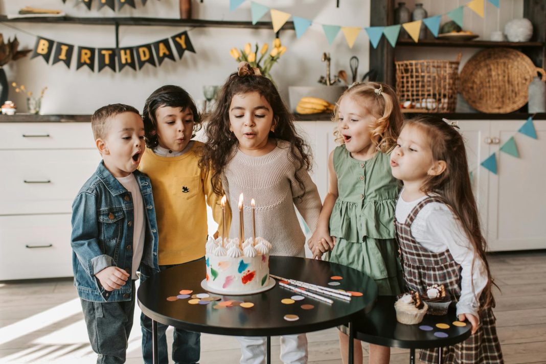 School's In Session, Even at Home:  A Parent's Guide to Helping Kids Learn