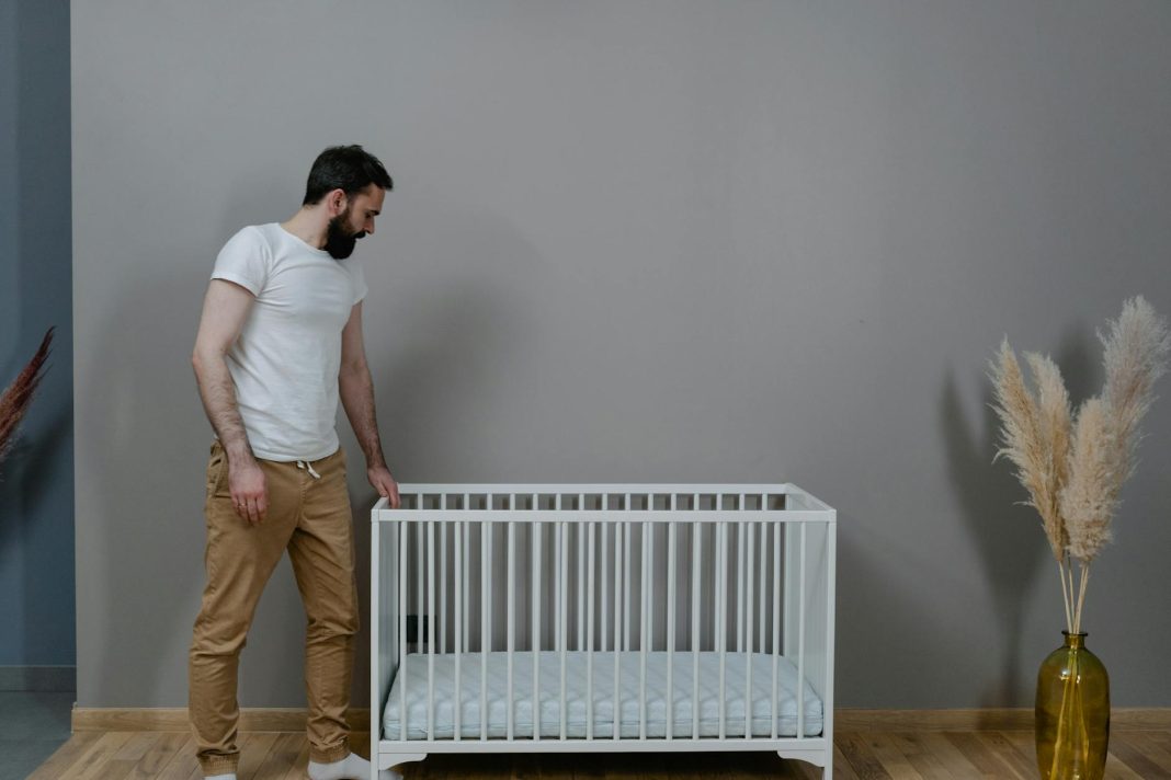 The Single Parent's Compass: Finding Your Way Through the Everyday