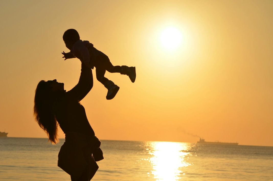 Single Parenting:  Finding Your Strong, Thriving Family