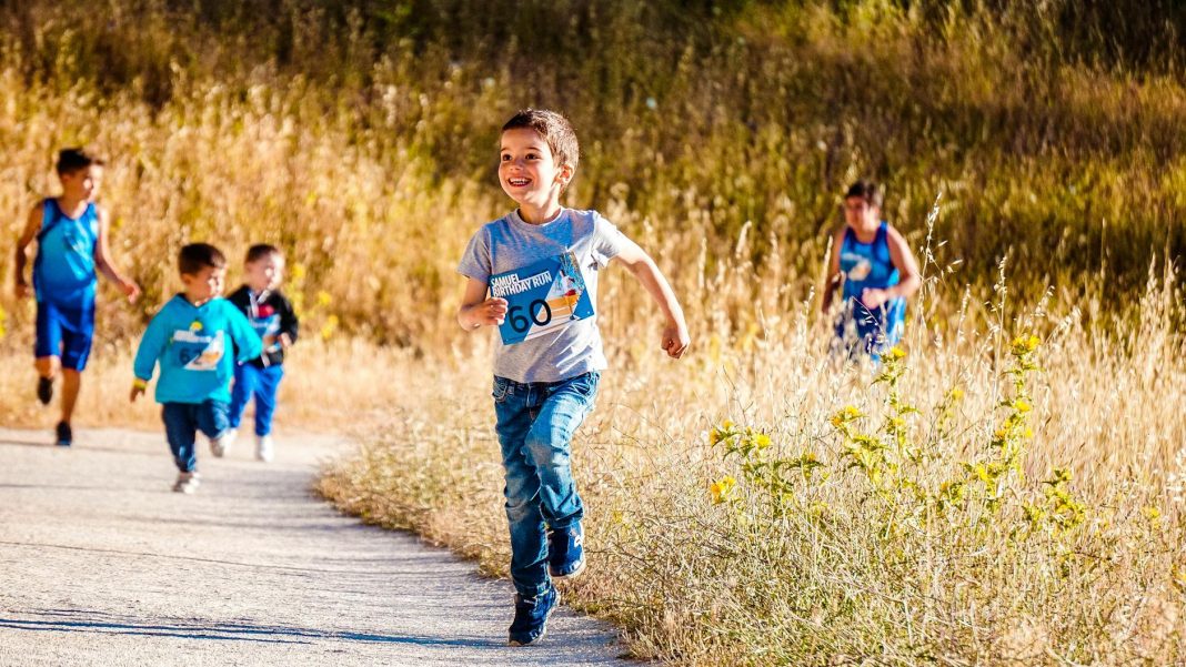The Little Human Owner's Manual: A Relaxed Guide to Childhood Health