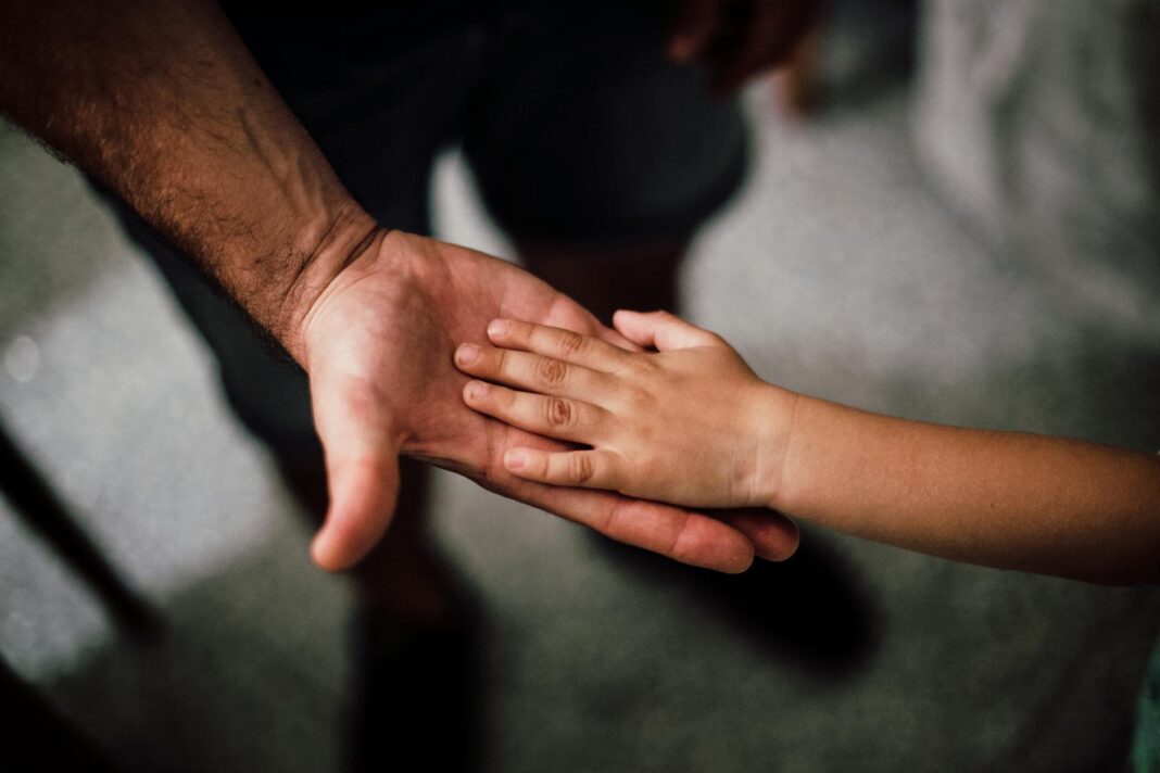 Real Talk for Dads: Navigating the Awesome, Messy World of Fatherhood